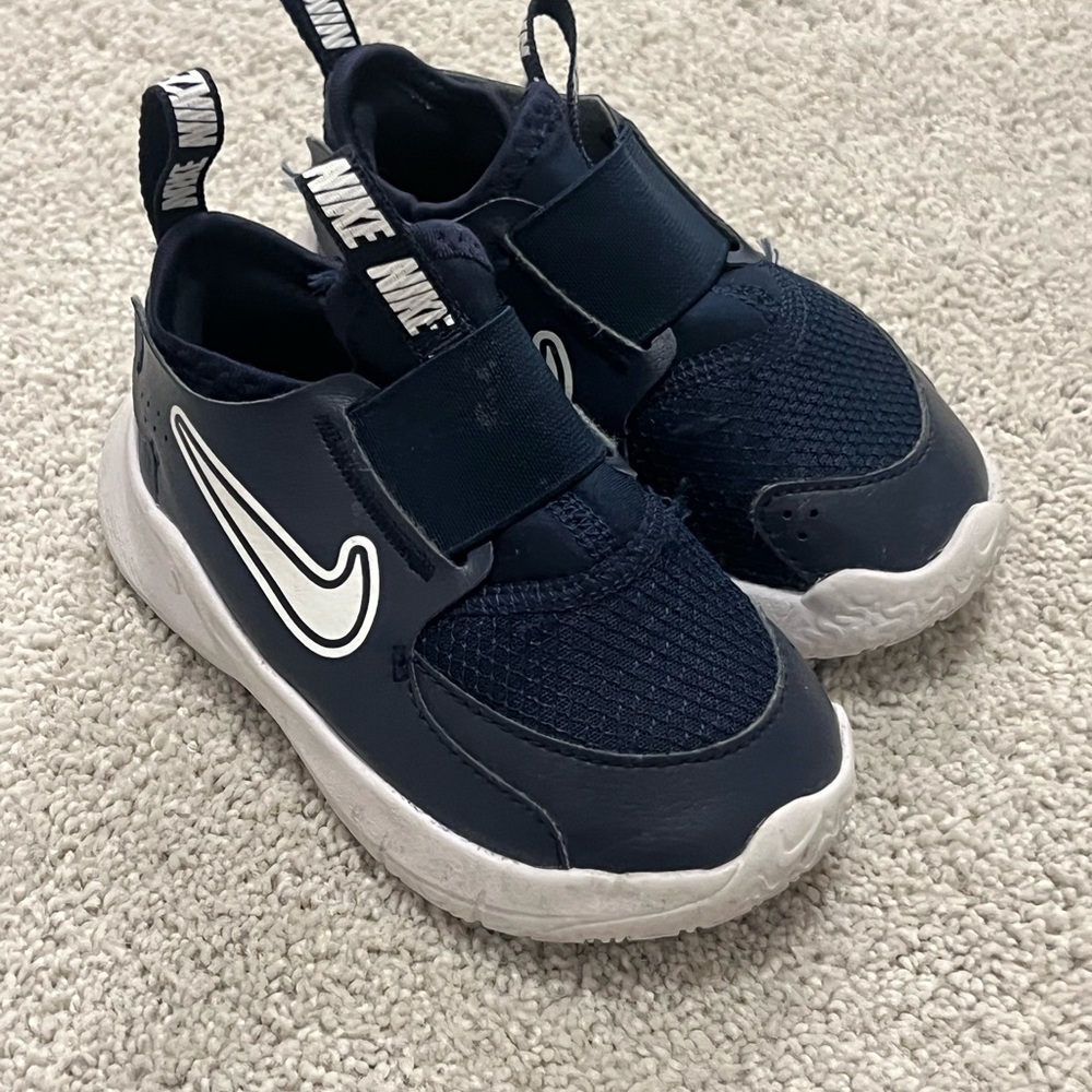 Nike Kids Dark Blue Slip-On Sneakers